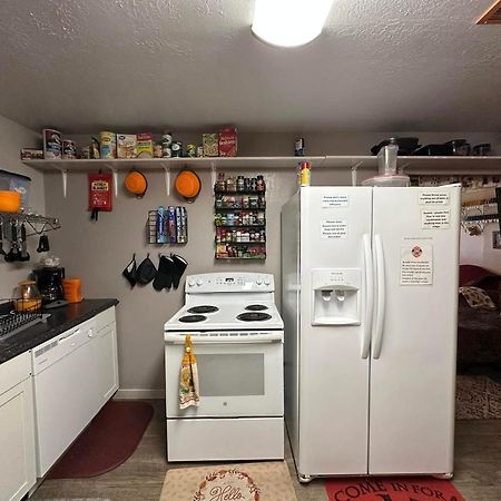 Ez 1 Mile To Fort Sill! Pumpkin Cottage Sleeps 9, Grills, Firepit, Laundry Lawton Dış mekan fotoğraf