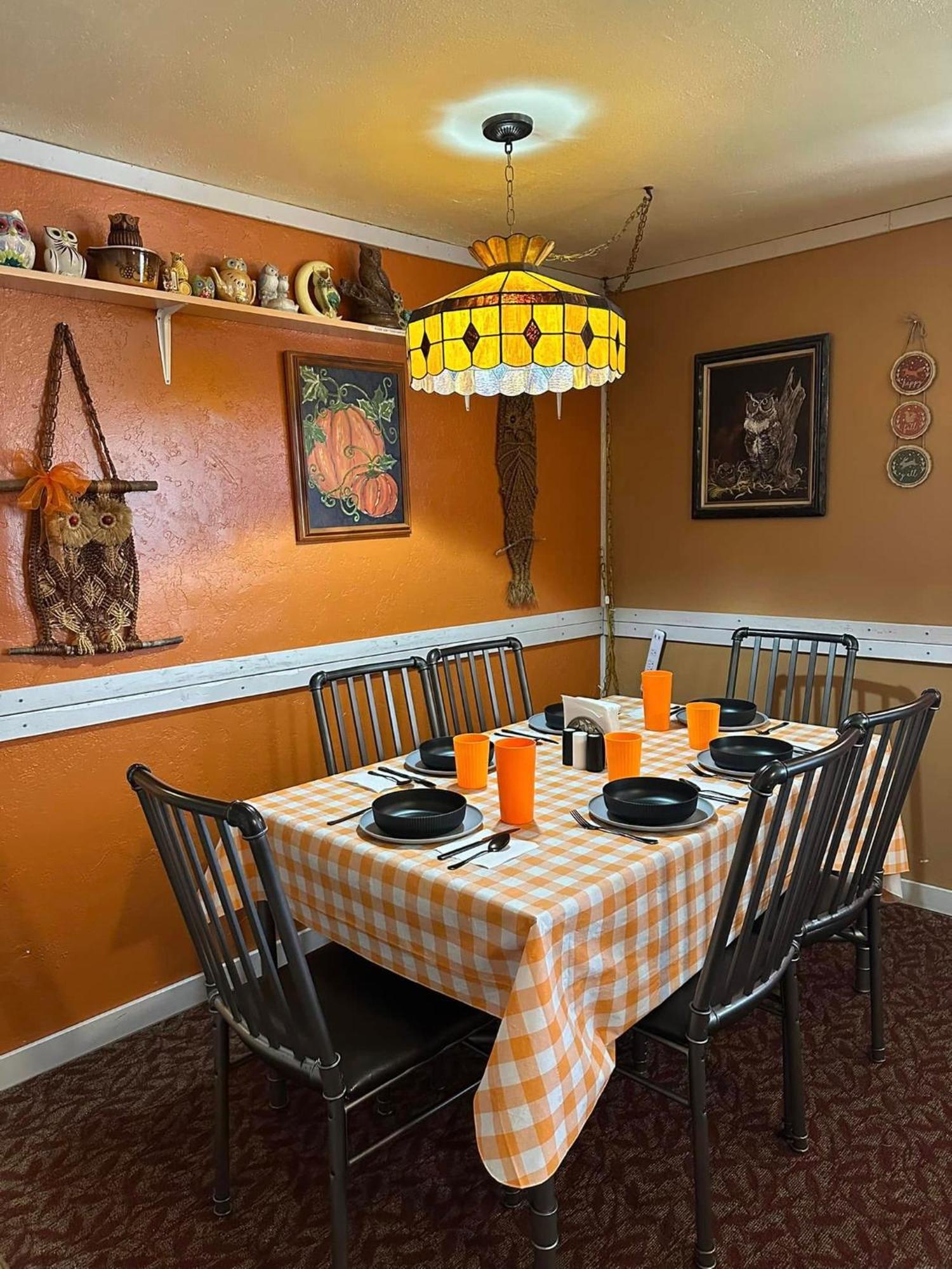 Ez 1 Mile To Fort Sill! Pumpkin Cottage Sleeps 9, Grills, Firepit, Laundry Lawton Dış mekan fotoğraf