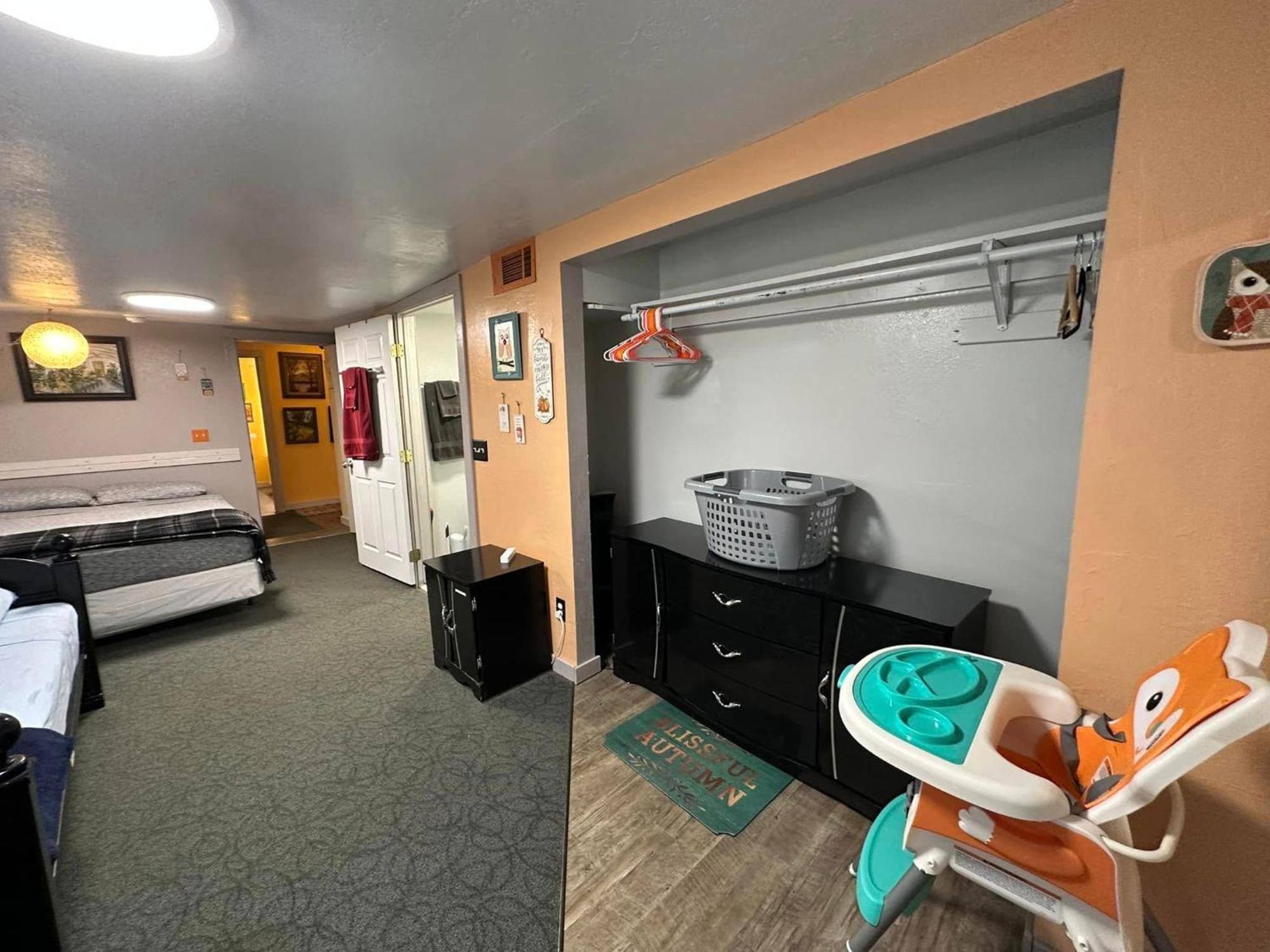 Ez 1 Mile To Fort Sill! Pumpkin Cottage Sleeps 9, Grills, Firepit, Laundry Lawton Dış mekan fotoğraf
